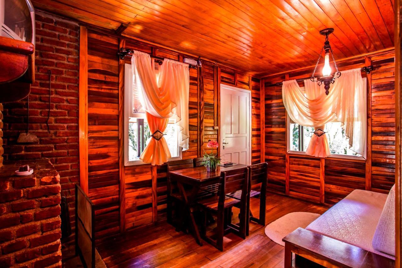 Hotel Fazenda Floresta Negra Монти-Верди Экстерьер фото
